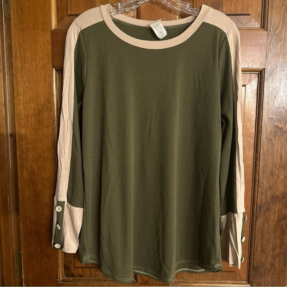 Sew In Love Two Tone Olive And Tan Long Sleeve Shirt With Buttons Size Medium